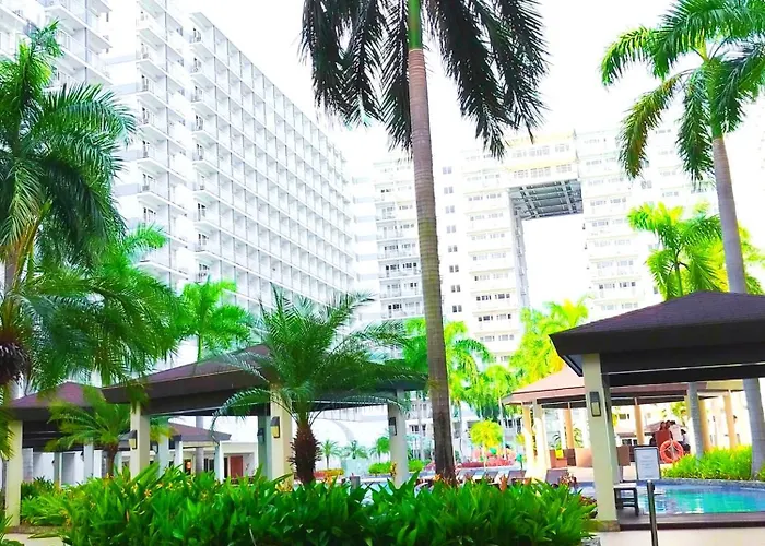 Apartment Shell Residences By Dad's O *